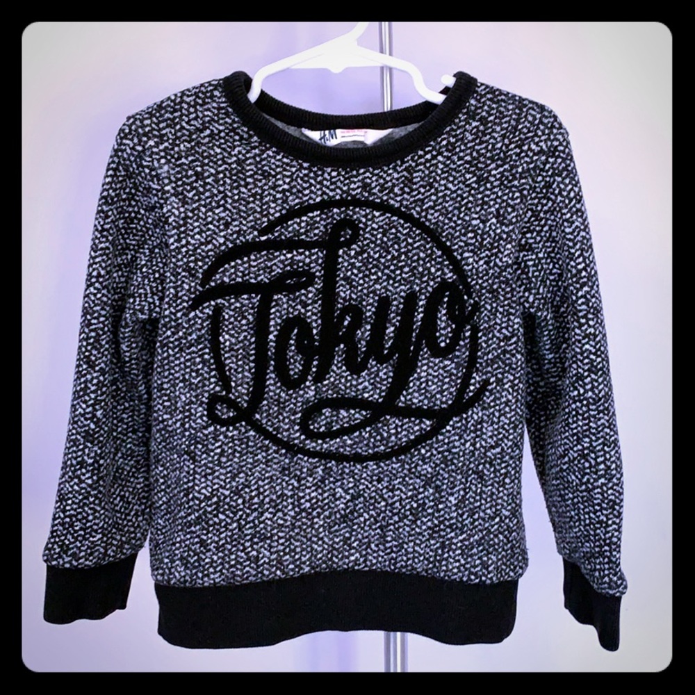 Sweatshirt